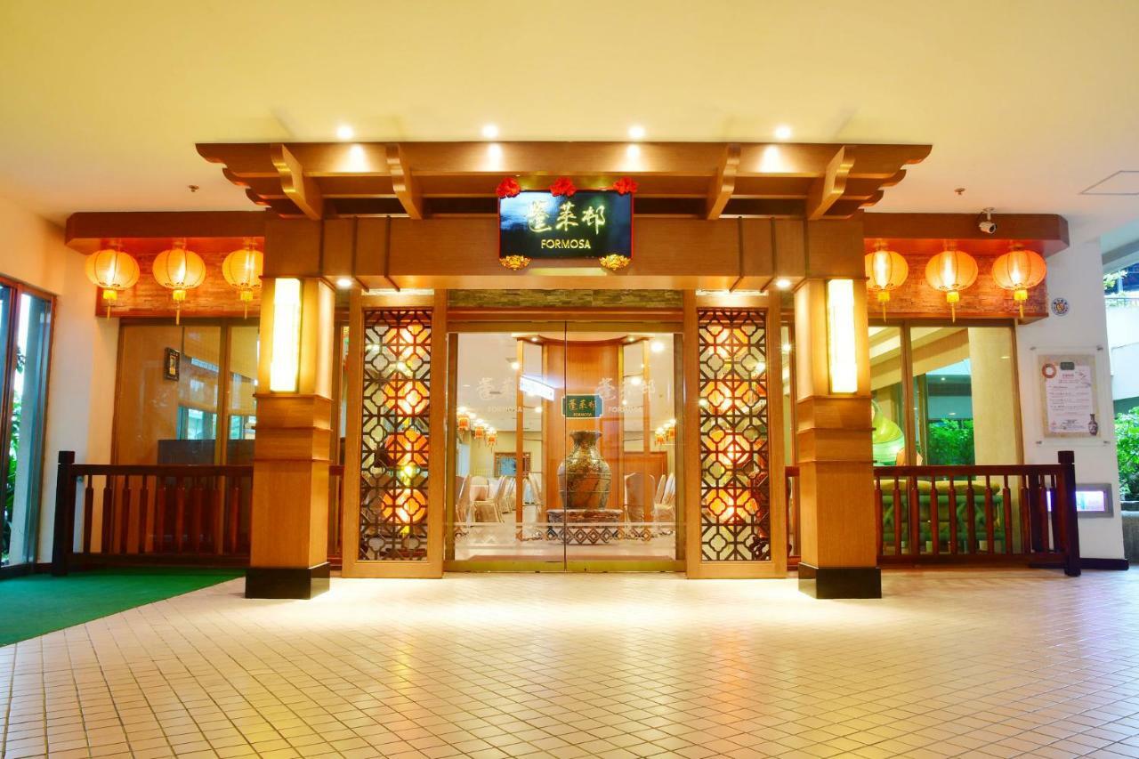 Howard Beach Resort קנטינג מראה חיצוני תמונה The entrance of the restaurant